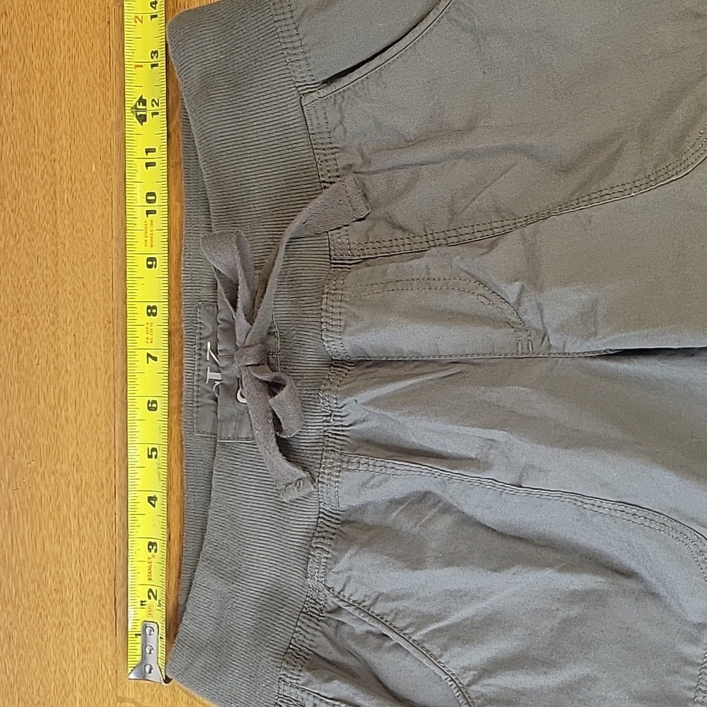 Calvin Klein NWT Olive Green Capris Womens Size Small - Picture 5 of 15